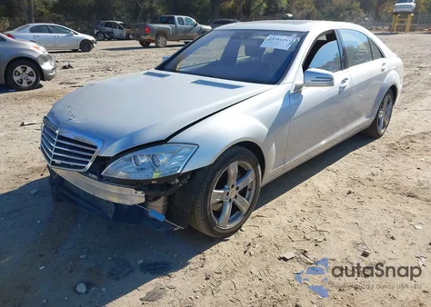 2011 Mercedes-Benz S 550 из США, поврежденный, VIN WDDNG7BB3BA370550